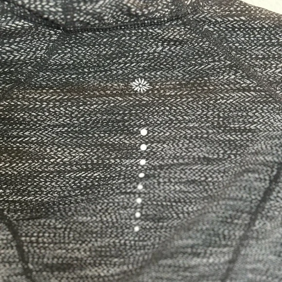 Tangerine Women’s Black & Teal Athletic Jacket
Size XL - Picture 5 of 7